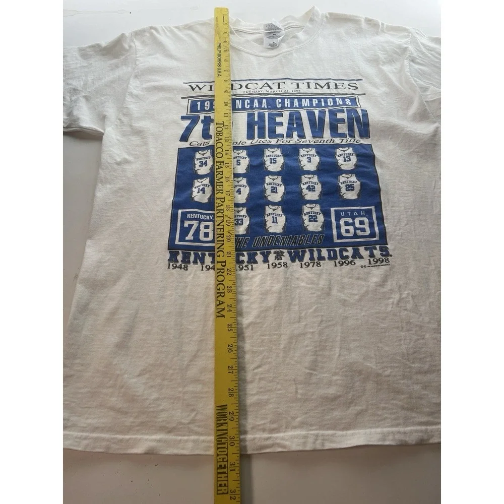VTG Kentucky Wildcats Shirt‎ Size XL 1998 NCAA Champions Basketball Gildan Hands